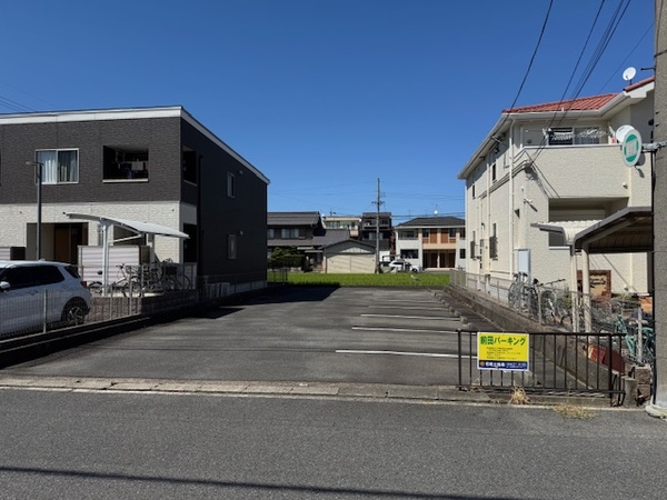 前田パーキング画像
